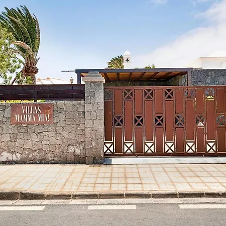 Private Pool In Playa Blanca, Cleaning Included 펜션 *